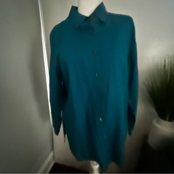 Chico's Vibrant Teal  Blouse 100% Linen Size 2 - Picture 2 of 7